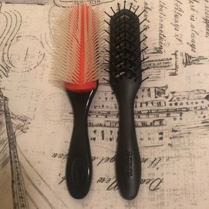 Denman Classic Detangling and Vent Brush